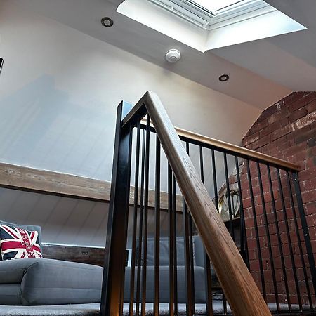 Unique Victorian Stable Conversion Halifax Bagian luar foto