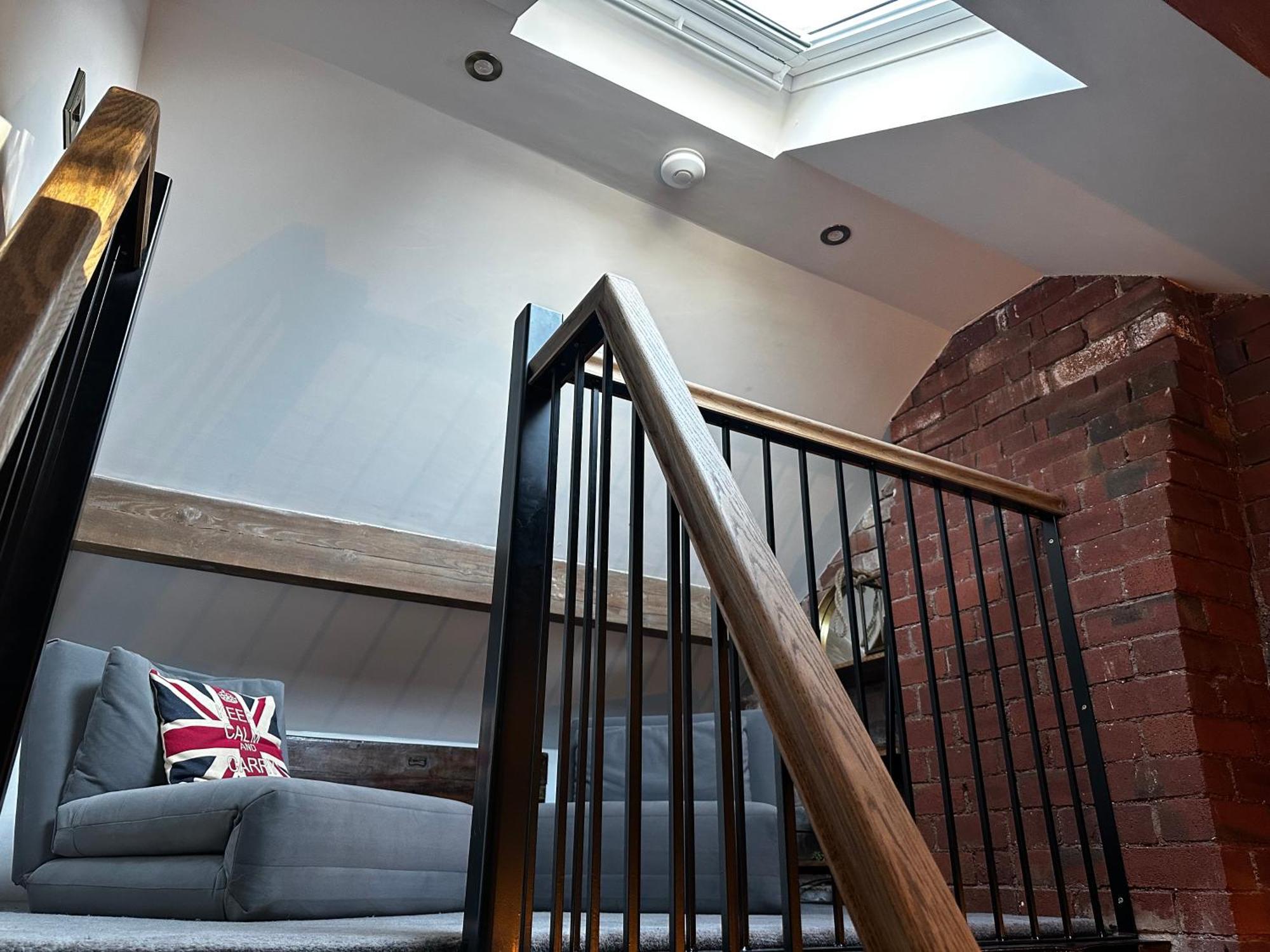 Unique Victorian Stable Conversion Halifax Bagian luar foto